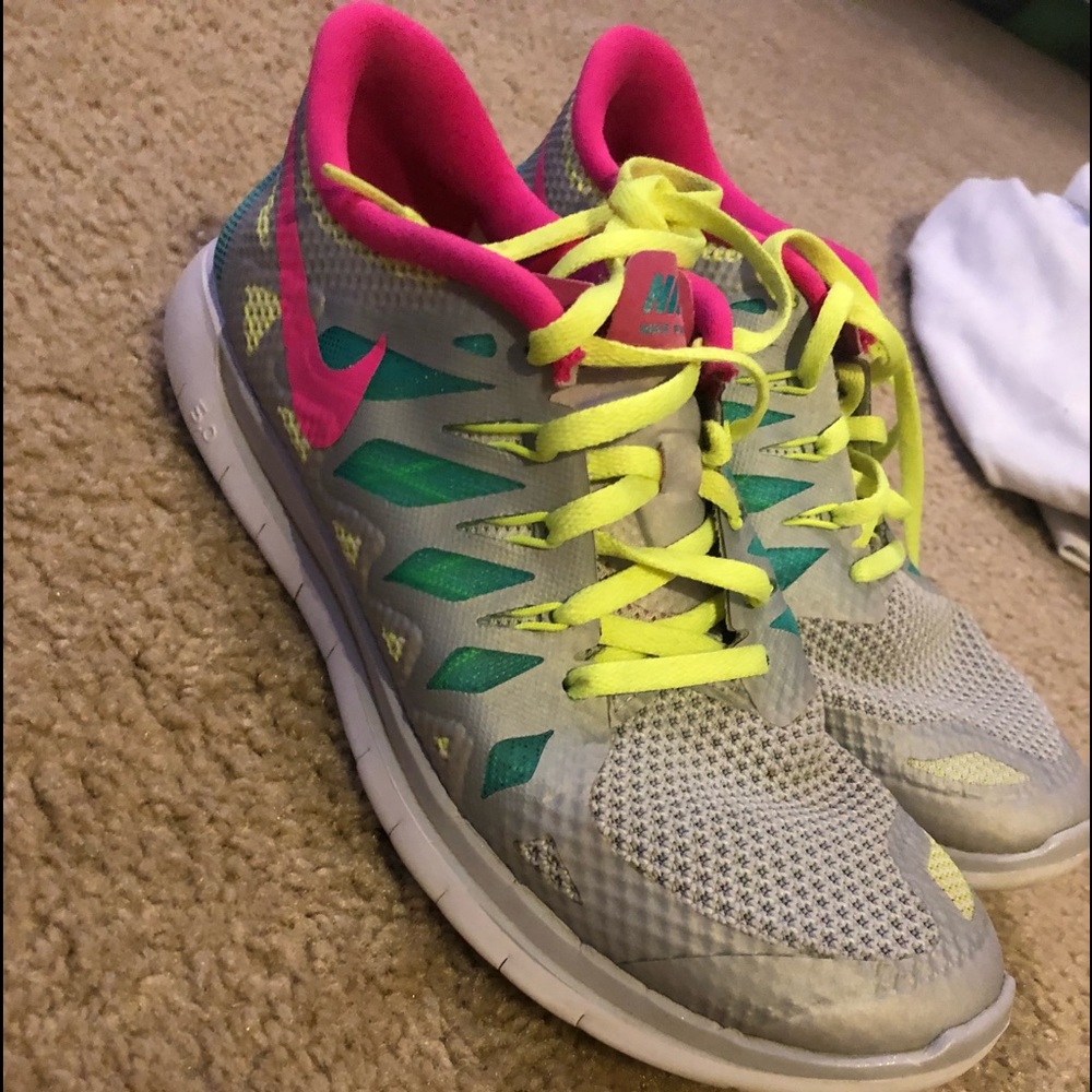 Nike free runs 5.0